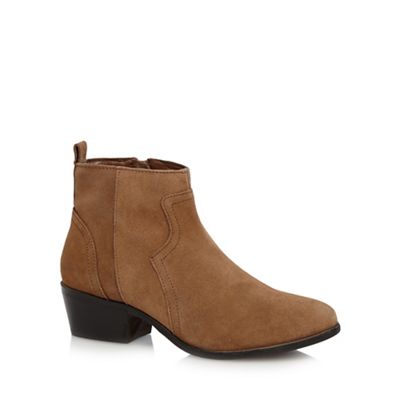 Mantaray Tan suede ankle boots